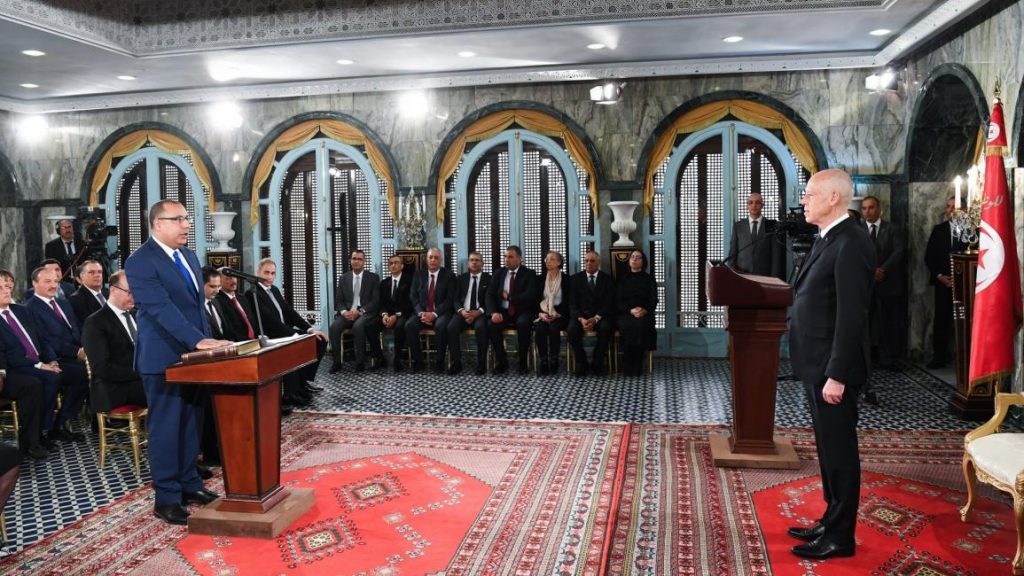 الحكومة التونسية المؤجلة: المشيشي يبدّد الوقت لفرض أمر واقع؟