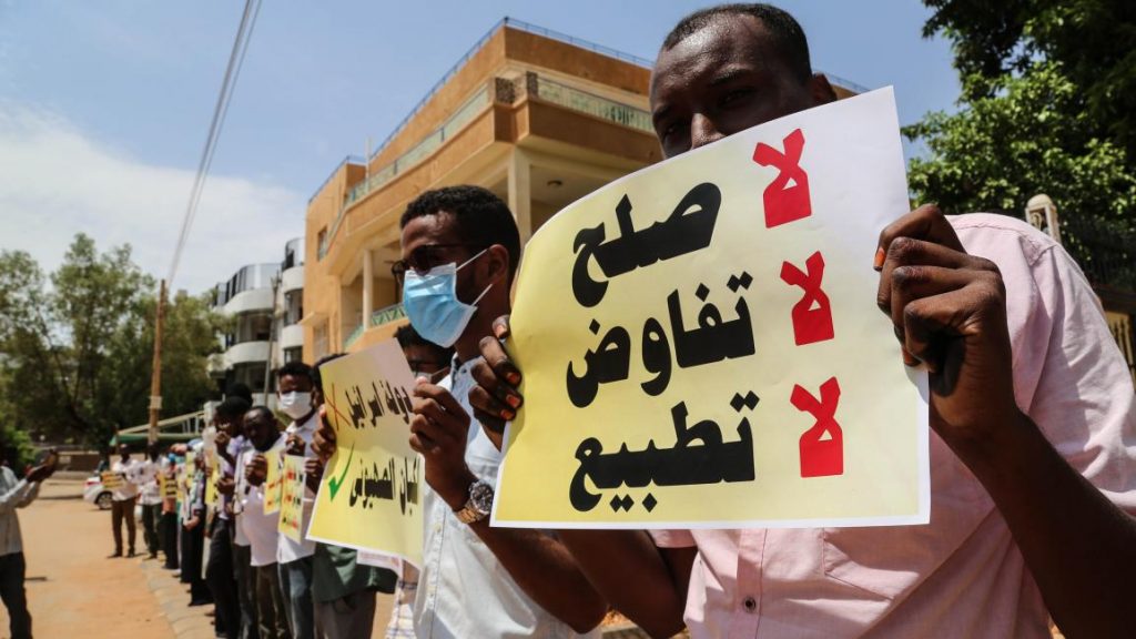 حوافز إماراتية للسودان بهدف التطبيع