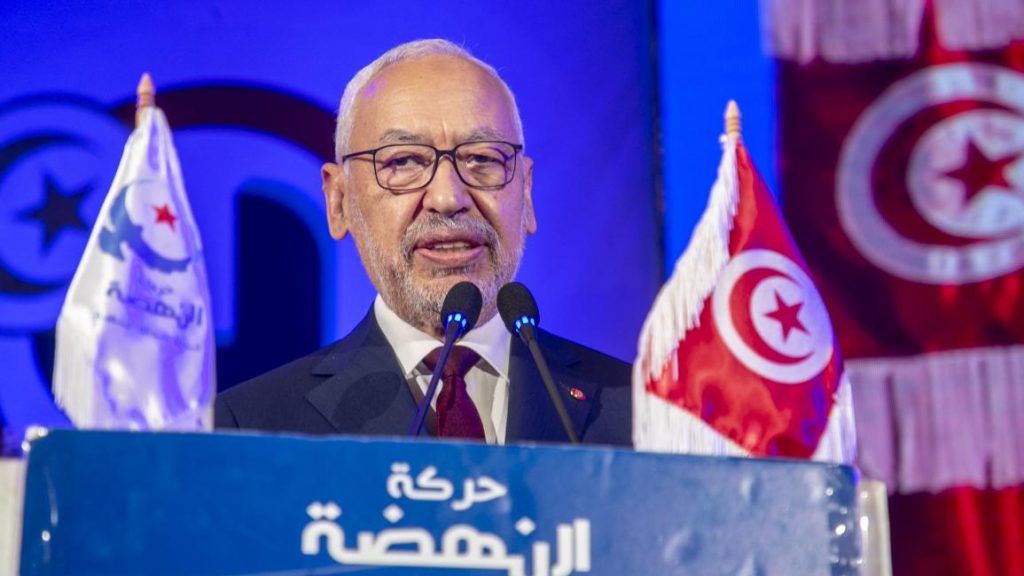 حركة “النهضة” ورسالة المائة: القرار الأصعب للغنوشي