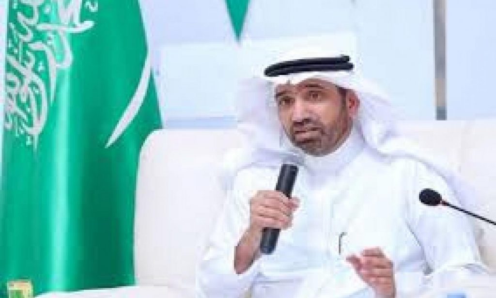 لصالح رجل أعمال فلسطيني.. محكمة في دبي تغرم وزير العمل السعودي نصف مليار دولار