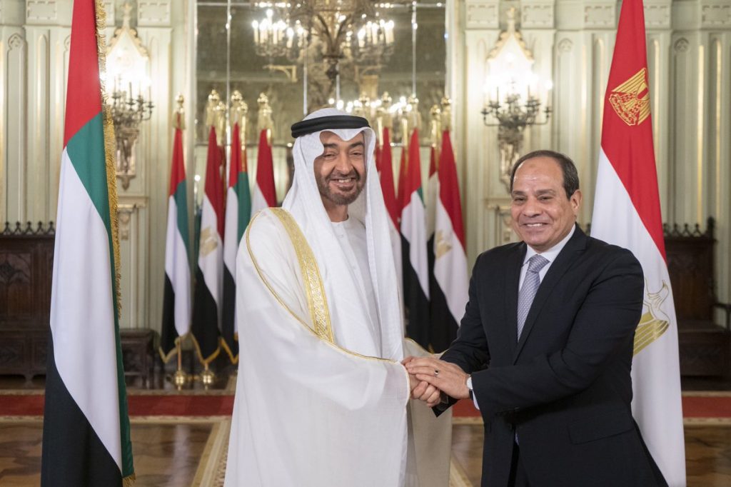 مصر والإمارات في 2021.. هل تفرض تناقضات المصالح الخروج من المنطقة الدافئة؟