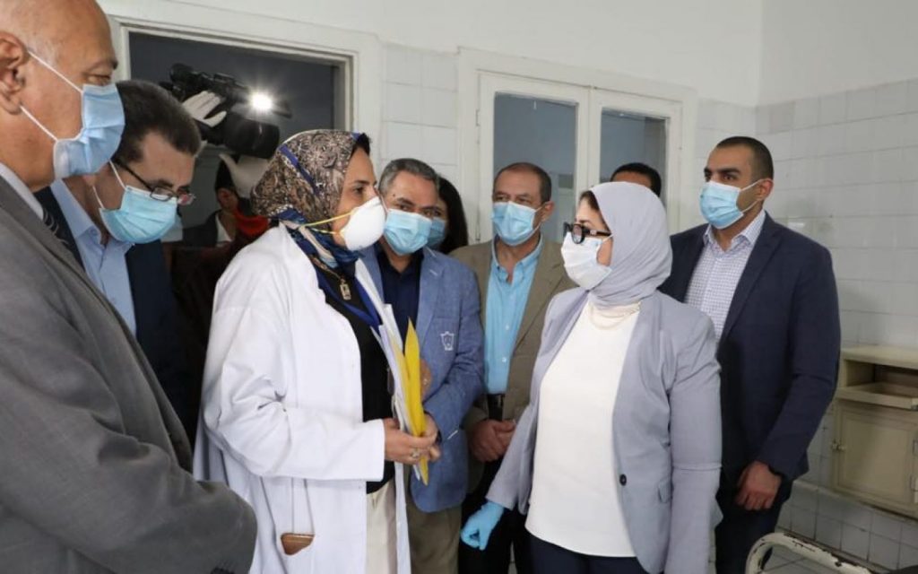 دراسة صادمة.. 7 آلاف طبيب مصري هاجروا منذ تفشي كورونا