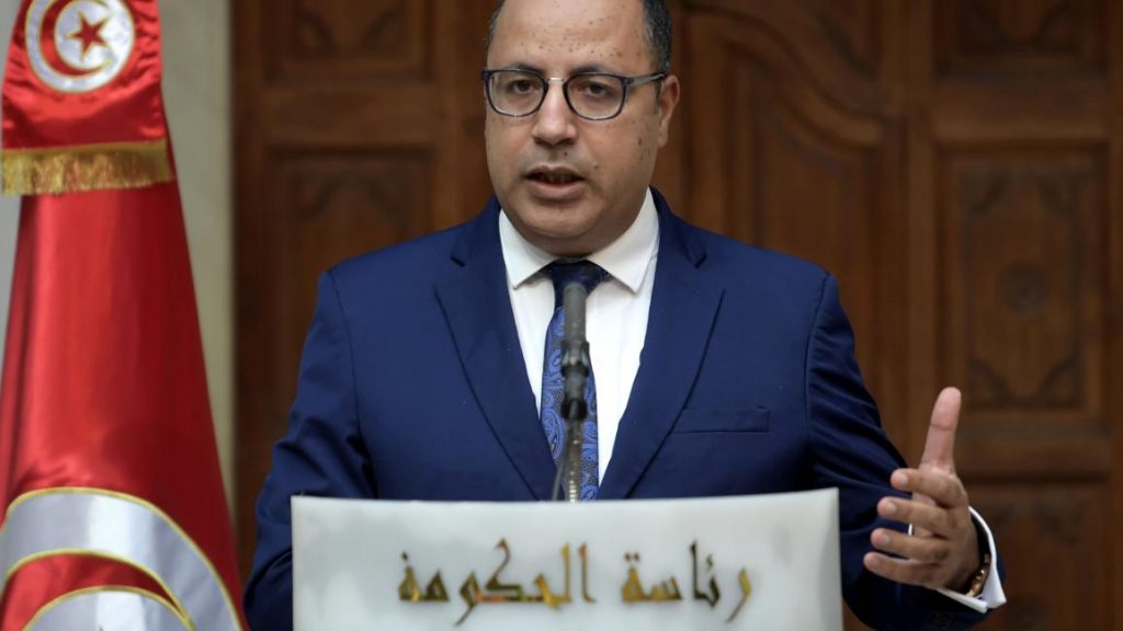 أزمة “اليمين الدستورية” في تونس تنتقل إلى المحكمة الإدارية
