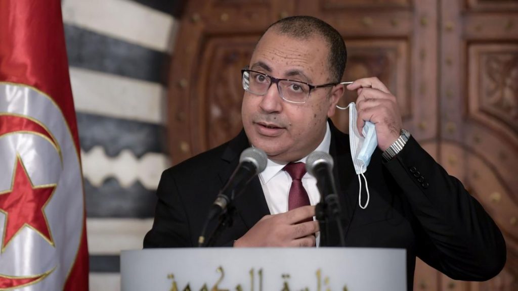 تونس: هل يلجأ المشيشي لتشكيل حكومة مصغرة للخروج من أزمة التعديل الوزاري؟
