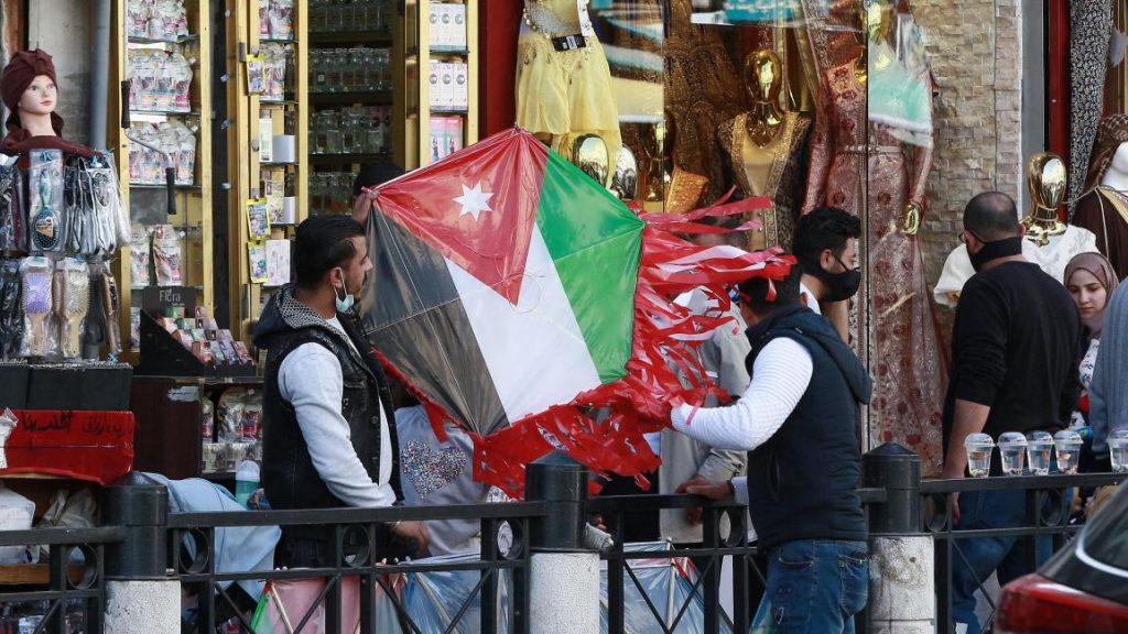 الحريات مكبّلة في الأردن: قوانين وتهم بخدمة السلطة