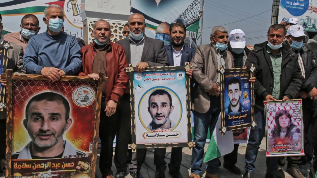 مفاوضات الأسرى بين “حماس” وإسرائيل: تعويل مصري على دعم أوروبي