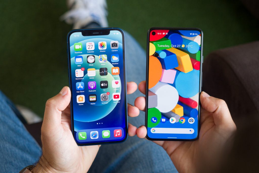 برامج تناسب عصر ما بعد كورونا.. هذه أبرز الميزات التي قدمتها آبل وغوغل لآيفون وأندرويد