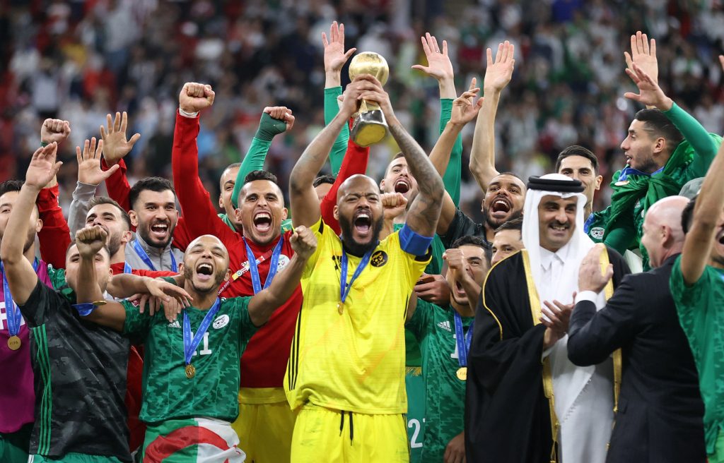 الجزائر تتوج بلقب مونديال العرب في قطر على حساب تونس