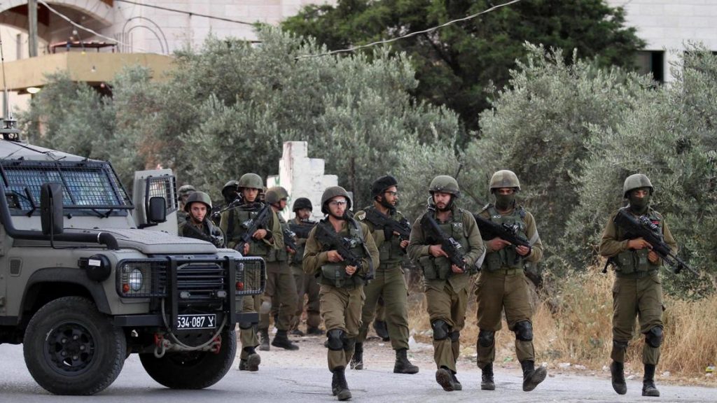 شهيد برصاص الاحتلال في نابلس والاحتلال ينشر الآلاف من جنوده في القدس