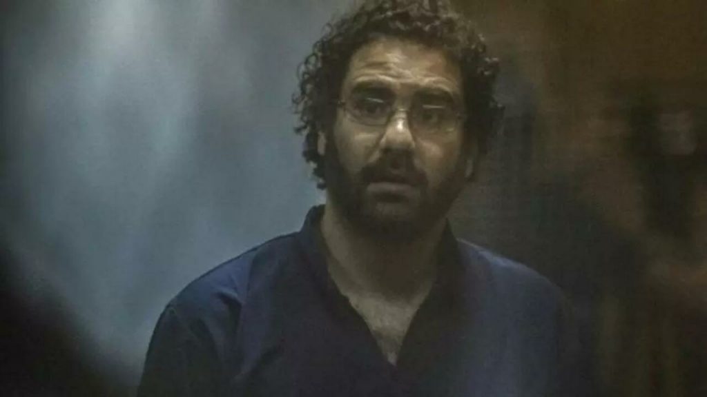 علاء عبد الفتاح يتقدّم بمطالب للسلطات المصرية بصفته بريطانياً لإنهاء إضرابه عن الطعام