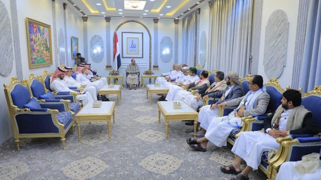 استمرار مباحثات وفدي السعودية وعمان في صنعاء وسط تفاؤل بشأن اتفاق وشيك حول اليمن