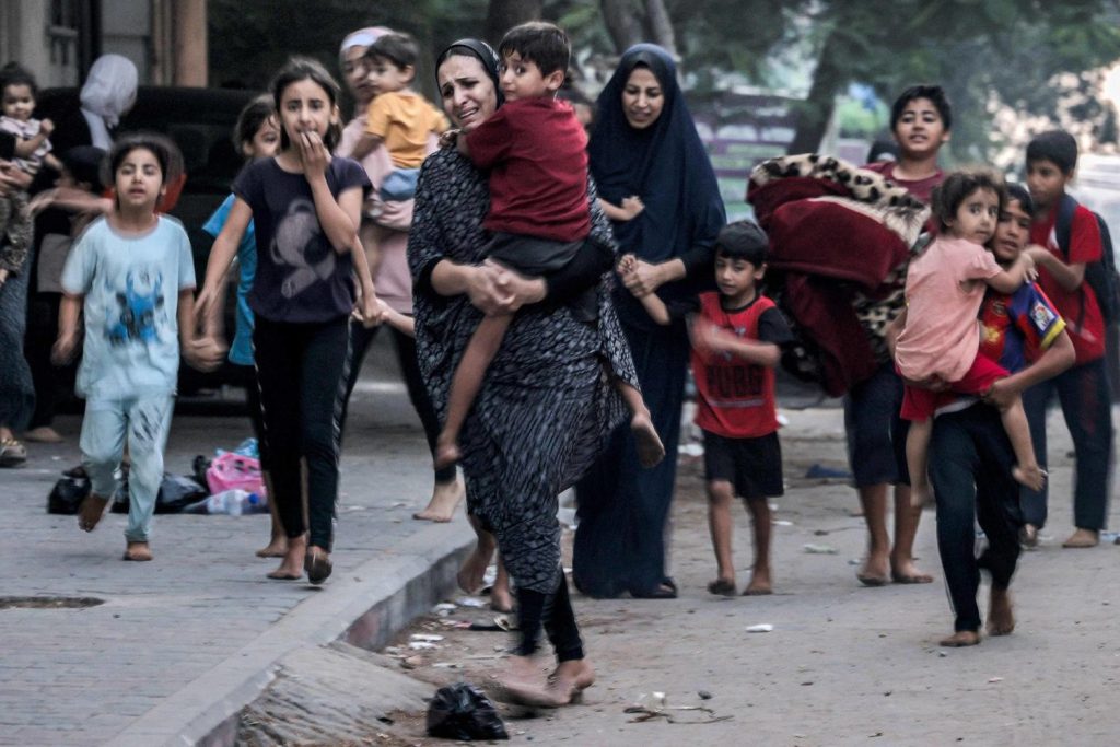 رويترز: العرب يخشون من نزوح دائم جديد للفلسطينيين