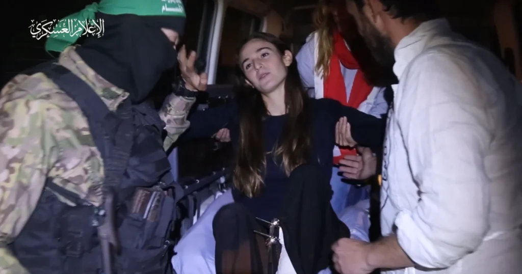 القسام تطلق سراح الدفعة الثانية من المحتجزين الإسرائيليين