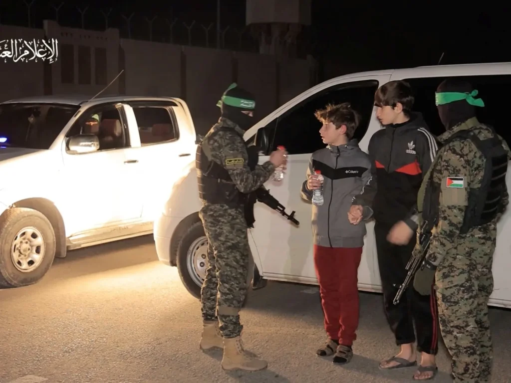 يديعوت أحرونوت: حماس تسترد مناطق بغزة وجيشنا متشبث برفح