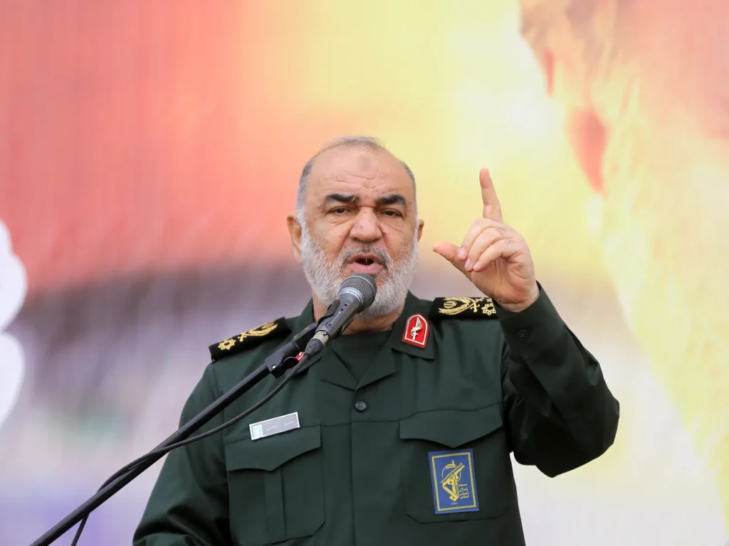 إيران تتوعد برد قوي “يفوق التوقعات” على أي هجوم إسرائيلي