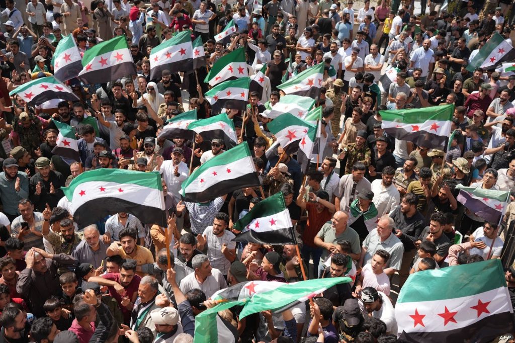 لا يزال الشعب السوري يقاتل من وقفوا مع بشار