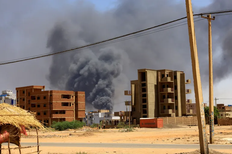 الجيش السوداني يقصف مواقع الدعم السريع في الخرطوم وشمالي الأبيّض