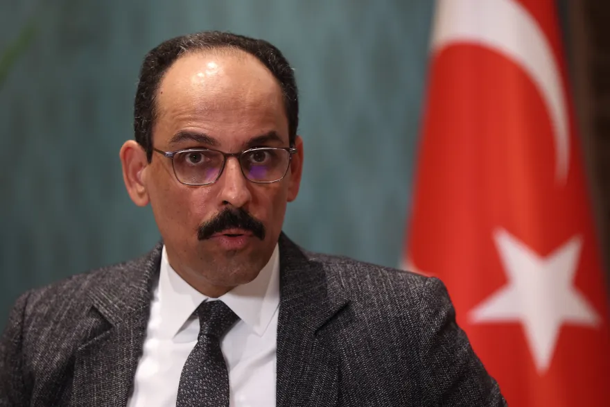 وفد من حماس يزور تركيا ويلتقي رئيس المخابرات