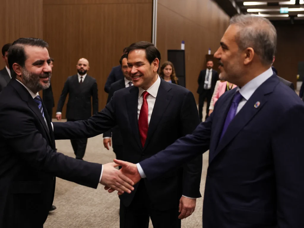 وزراء خارجية تركيا وسوريا وأميركا يبحثون تفاصيل رفع العقوبات