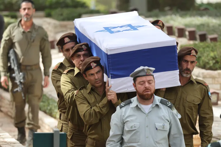 انتحار جندي إسرائيلي عانى من الحرب واشتكى من الفظائع وروائح الجثث